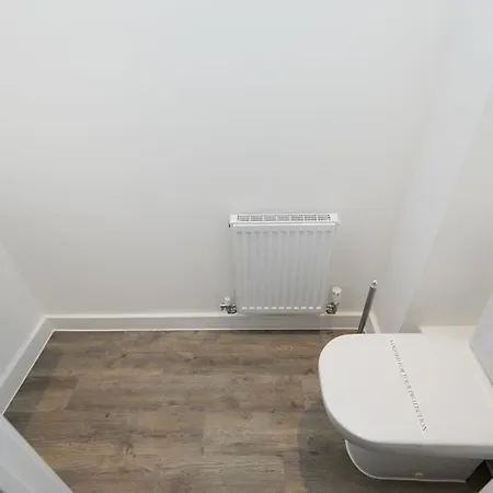 Beautiful Brand New 3 Bedroom City Centre House With Garden Derby Exterior foto